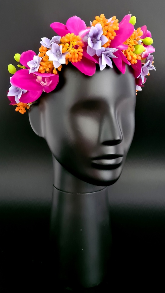 Artificial flowers head wreath